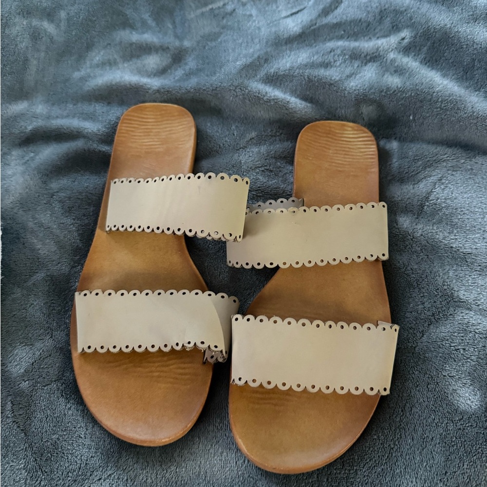 Women’s Beige Scalloped Double-Strap Slide Sandals